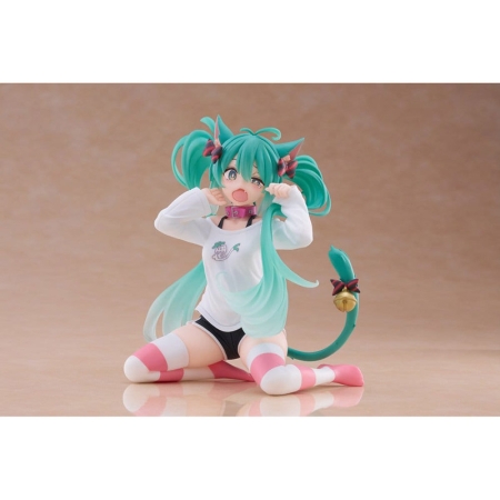 PRE-ORDER: Hatsune Miku Колекционерска Фигурка - Desktop Cute Figure Hatsune Miku Cat Ear T-Shirt Ver. 