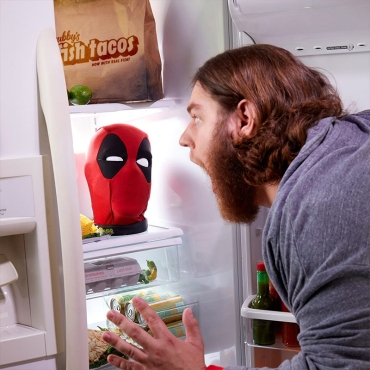 Marvel Legends Premium Интерактивна Deadpool Глава