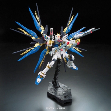 (RG) Gundam Model Kit - ZGMF-X20A Strike Freedom Gundam 1/144