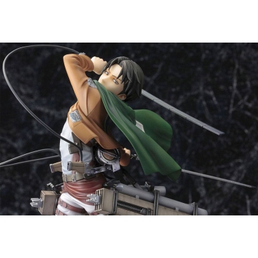 Attack on Titan ARTFX J Колекционерска Фигурка - Levi