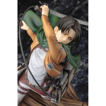 Attack on Titan ARTFX J Колекционерска Фигурка - Levi