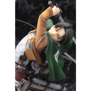 Attack on Titan ARTFX J Колекционерска Фигурка - Levi