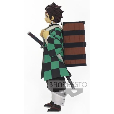 Demon Slayer: Kimetsu No Yaiba - Vol.18  - Tanjiro Kamado 15 cm