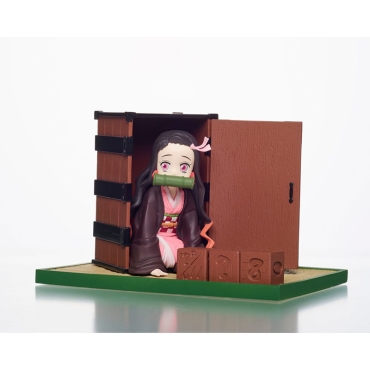 Demon Slayer: Kimetsu no Yaiba - Perpetual Calendar Nezuko 14 cm 
