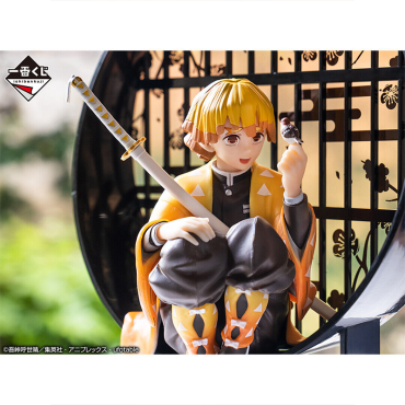 Demon Slayer: Kimetsu no Yaiba Колекционерска Фигурка Ichiban Kuji: Layer Scape - Zenitsu Agatsuma