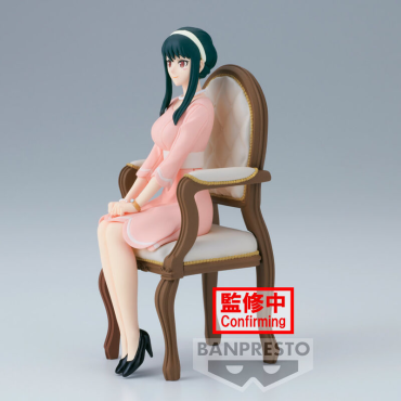 Spy X Family:  Family Photo PVC Statue - Yor Forger 12cm