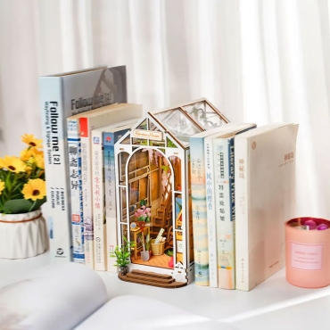 Robotime DIY Модел за Сглобяване - Garden House 