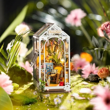 Robotime DIY Модел за Сглобяване - Garden House 