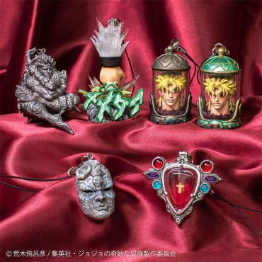 Изглед на дисплей кутията на JoJo Super Strap Blind Box с няколко мини фигурки и брандирана опаковка