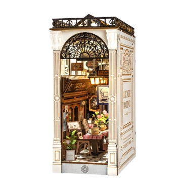 Фронтален изглед на модела „Среща в Аркадата“