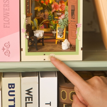 Robotime DIY Модел за Сглобяване - Floral Corner