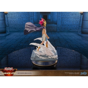 Yu-Gi-Oh! Duel Monsters Голяма Колекционерска Фигурка - Pharaoh Atem