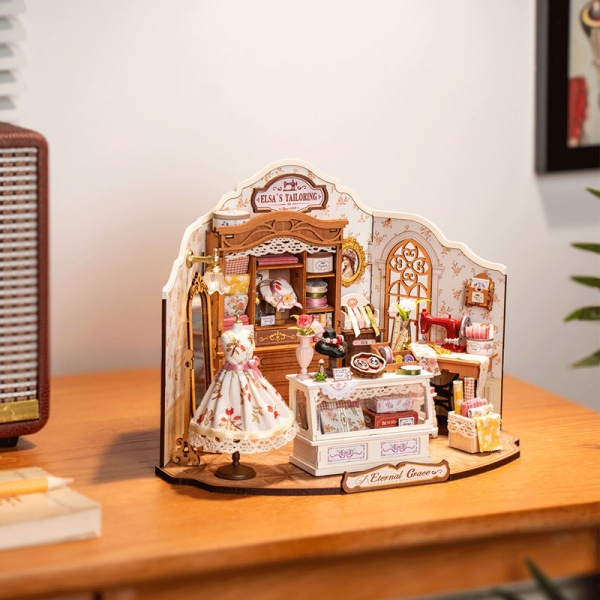 Robotime DIY Модел за Сглобяване - Elsa’s Tailoring