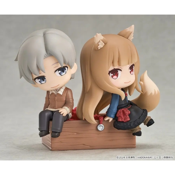 Spice and Wolf Figure - Lawrence & Holo