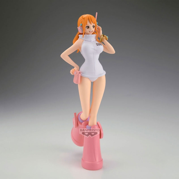 One Piece Nami Egghead Style Glitter & Glamours figure 23cm