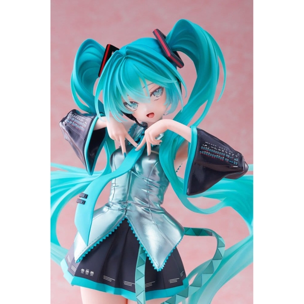 PRE-ORDER: Hatsune Miku T-Most PVC Figure 30 cm