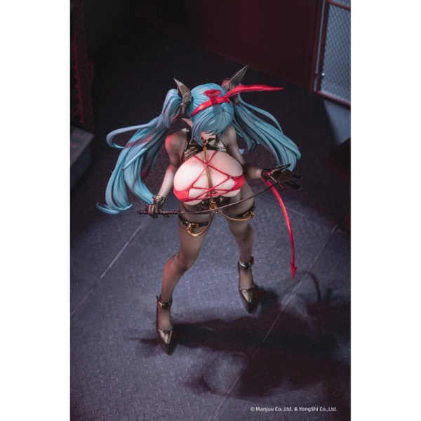 Azur Lane Anigame Figure - Regensburg, The Dark Dragon's Dungeon ver.