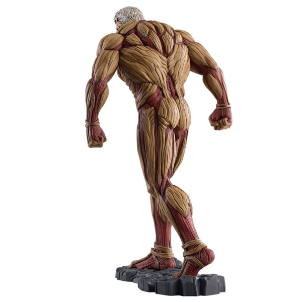 Attack On Titan Mega Impact Ichibansho Колекционерска Фигурка - Armored Titan Battle of Heaven and Earth