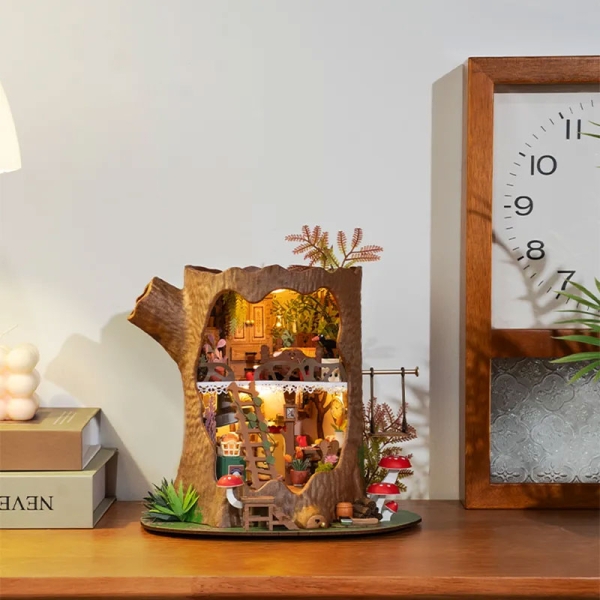 Robotime DIY Модел за Сглобяване - Fairytale Tree House