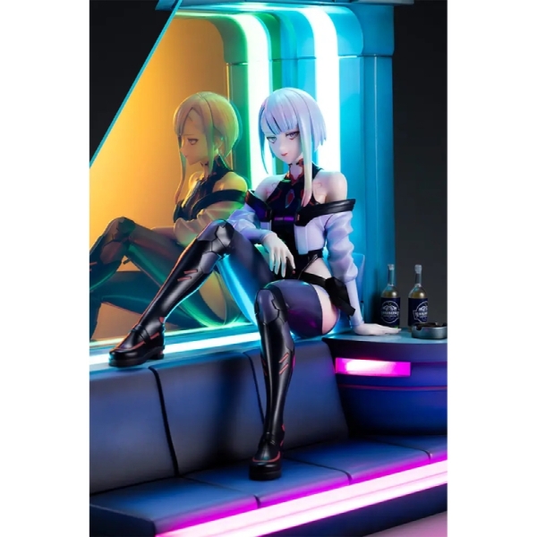 Cyberpunk: Edgerunners Колекционерска Фигурка - Lucy