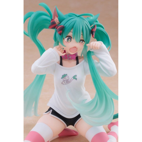 Hatsune Miku Колекционерска Фигурка - Desktop Cute Figure Hatsune Miku Cat Ear T-Shirt Ver. 