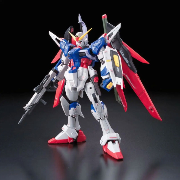 (RG) Gundam Model Kit Екшън Фигурка - Destiny Gundam 1/144