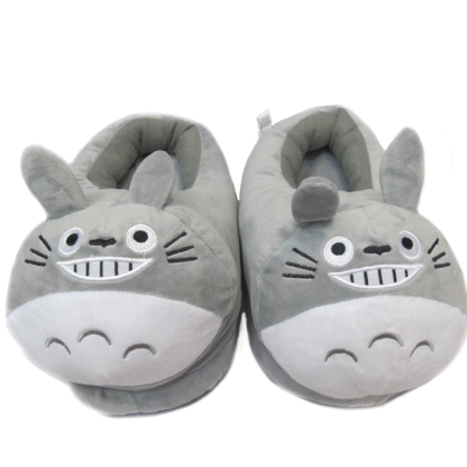 Vecinul meu Totoro: papuci de pluș - Totoro