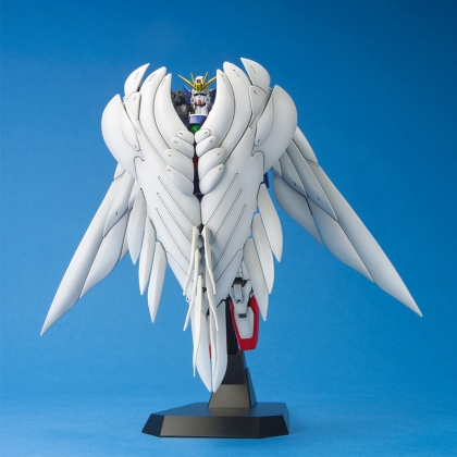 (MG) Gundam Model Kit Екшън Фигурка - Gundam W Zero Custom 1/100