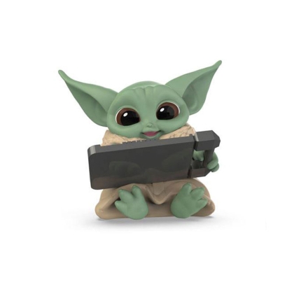 Star Wars The Mandalorian Колекционерска Фигурка - The Child Datapad Tablet