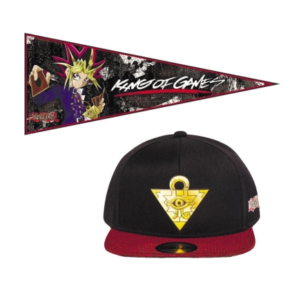 HOBBY COMBO: Yu-Gi-Oh! Duel Monsters - Snapback Cap - Millennium Puzzle + Wall Pennant - King Of Games