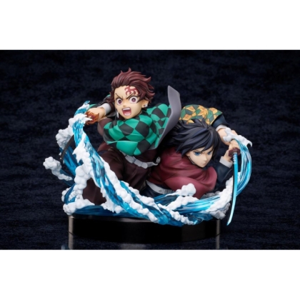 PRE-ORDER: Demon Slayer: Kimetsu no Yaiba Figure - Tanjiro&Giyuu