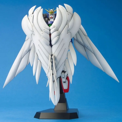 (MG) Gundam Model Kit Модел за Сглобяване - W Gundam Zero Custom 1/100