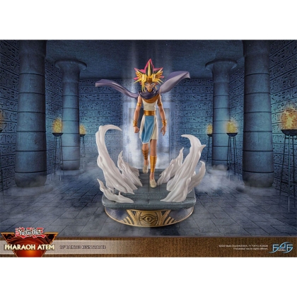 Yu-Gi-Oh! Statue Pharaoh Atem 29 cm