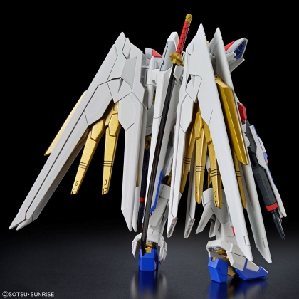 (HG) Gundam Model Kit Модел за Сглобяване - Mighty Strike Freedom Gundam (Gundam SEED Freedom) 1/144