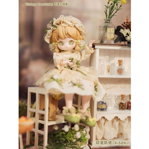 Original Character Trading Figures 8-Pack Vintage Treasures - Antique Gift Box 18 cm
