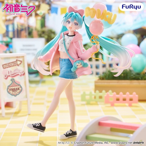 PRE-ORDER: Hatsune Miku Muchute PVC Figure - Theme Park Date Version 19 cm
